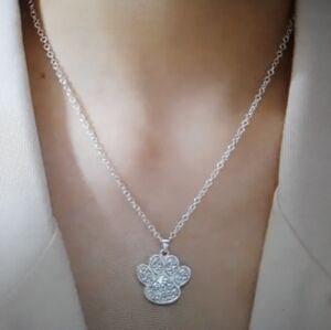 Paw Print Cat Dog Crystal Rhinestones Silver Paw Pendant Necklace NEW